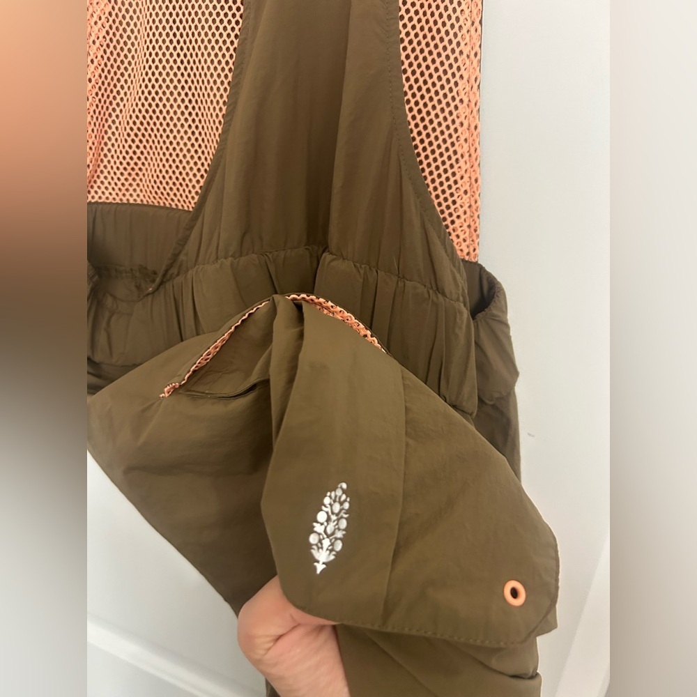 FP Movement Morning Meadows Jumpsuit Overalls Tea Leaves size S gorpcore NWOT - Picture 11 of 14